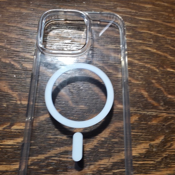 Tech21 EvoClear iPhone 16 Pro Max phone case - Picture 1 of 4